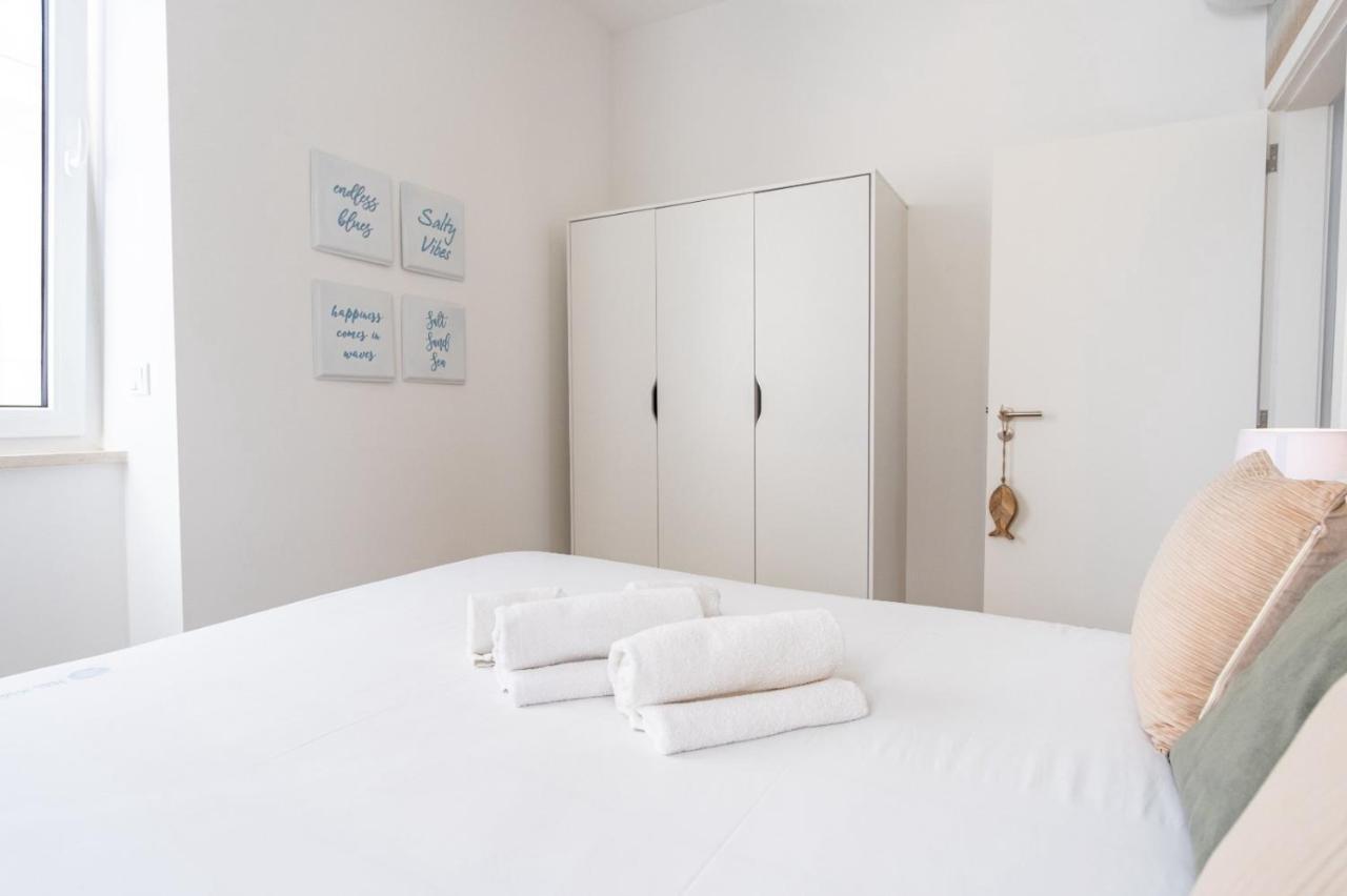 Feel Nazare - Saudade 57 Apartment ภายนอก รูปภาพ